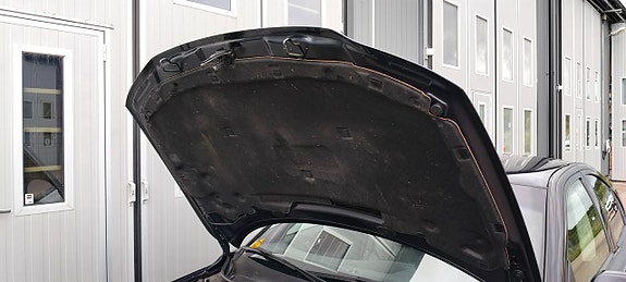 Volvo S60 13 of 19