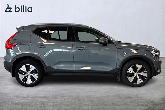 Volvo XC40 18 of 23
