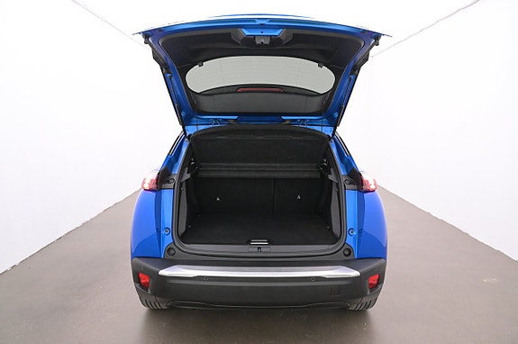 Peugeot e-2008 23 of 27