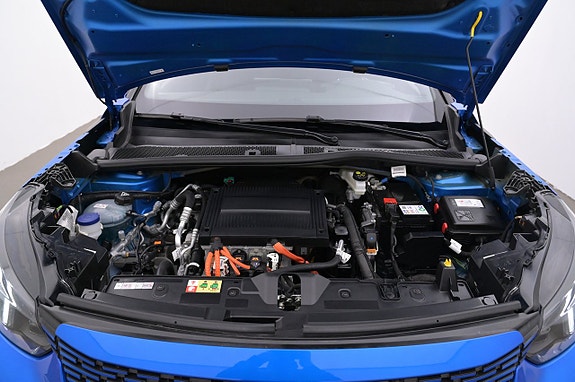 Peugeot e-2008 26 of 27