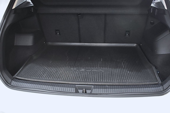 Volkswagen Tiguan 5 of 21