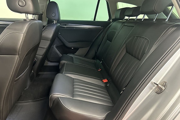 Skoda Superb 18 of 30
