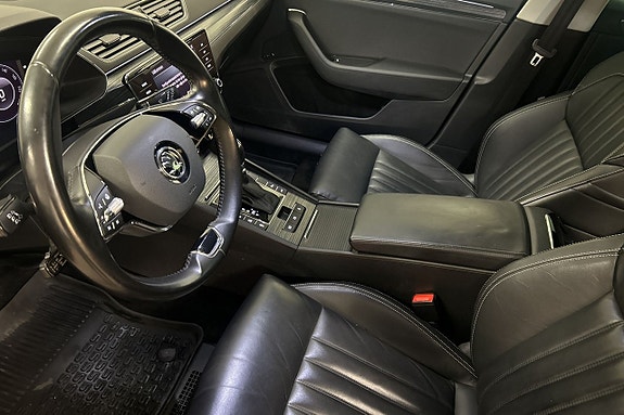 Skoda Superb 17 of 30