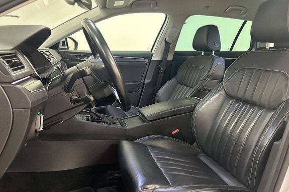 Skoda Superb 16 of 30