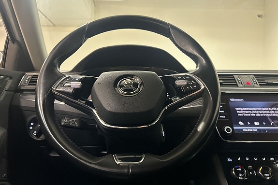 Skoda Superb 22 of 30