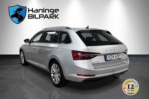 Skoda Superb 9 of 30