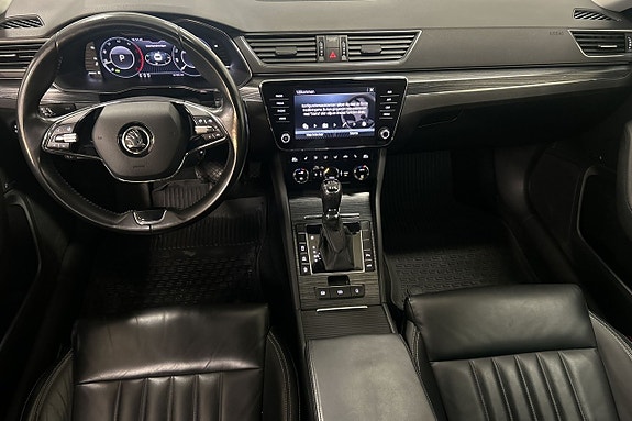 Skoda Superb 21 of 30