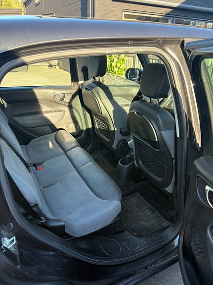 Fiat 500L 8 of 9