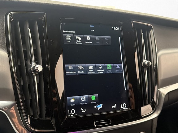 Volvo V90 24 of 30