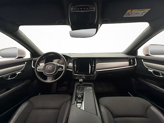 Volvo V90 16 of 30
