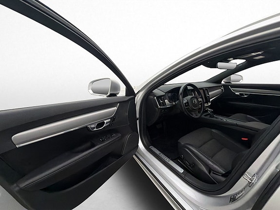 Volvo V90 14 of 30