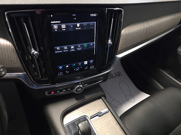 Volvo V90 Cross Country 14 of 15