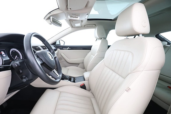 Skoda Superb 11 of 30