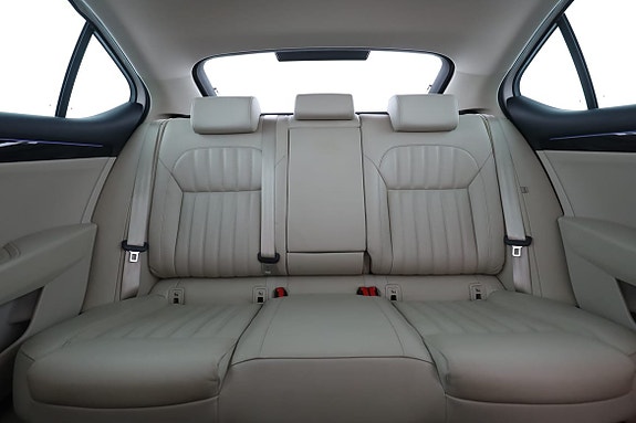 Skoda Superb 16 of 30