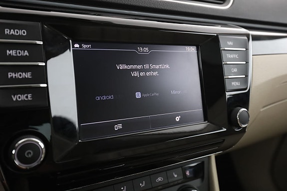 Skoda Superb 22 of 30