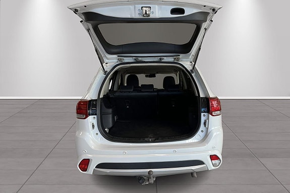 Mitsubishi Outlander 4 of 8