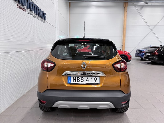 Renault Captur 9 of 18