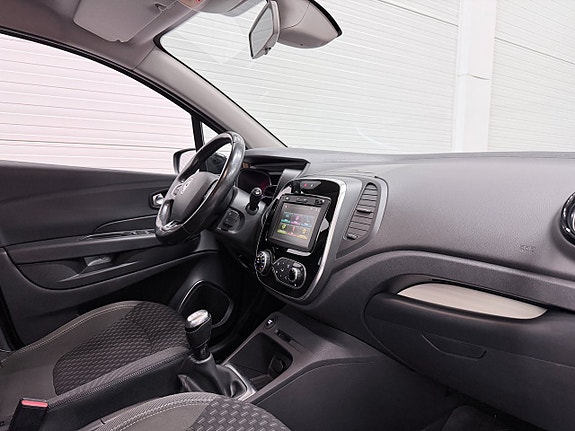 Renault Captur 16 of 18