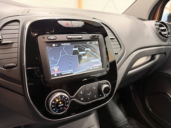 Renault Captur 14 of 18