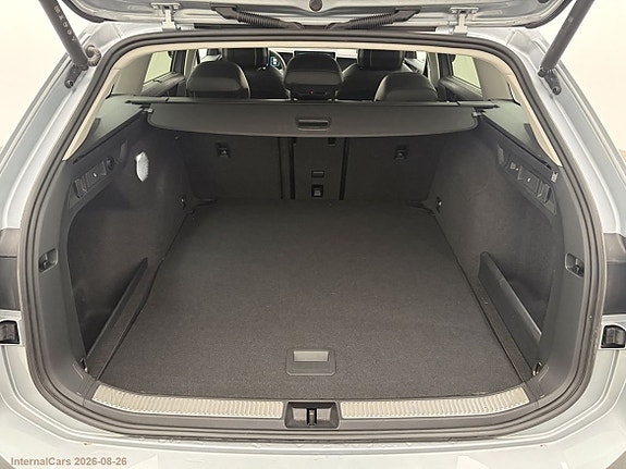 Volkswagen Passat 8 of 8