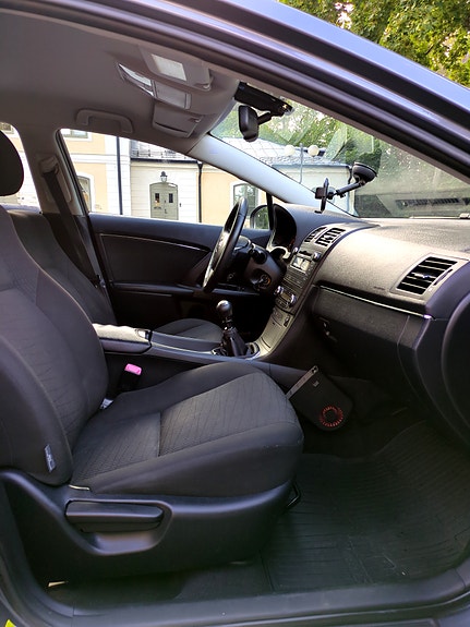 Toyota Avensis 11 of 13