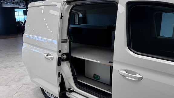 Volkswagen Caddy 13 of 18