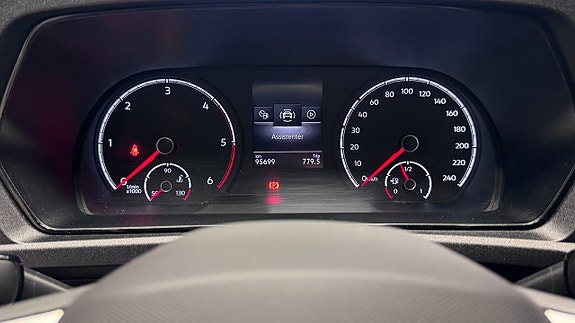 Volkswagen Caddy 10 of 18
