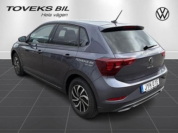 Volkswagen Polo 5 of 21