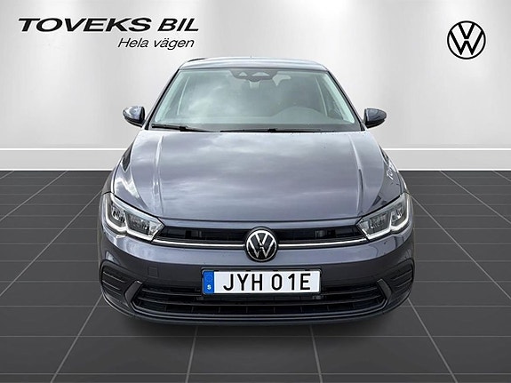 Volkswagen Polo 8 of 21