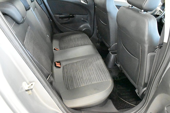 Opel Corsa 8 of 17