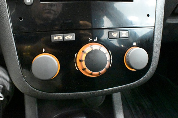 Opel Corsa 15 of 17