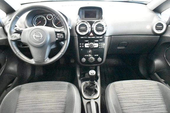 Opel Corsa 10 of 17