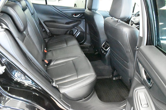 Subaru Outback 9 of 24