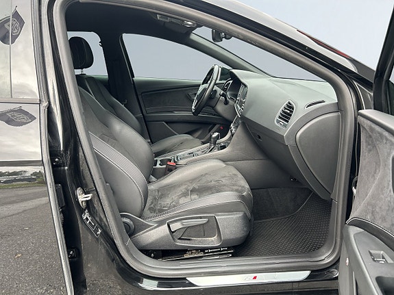 Seat Leon 10 of 21