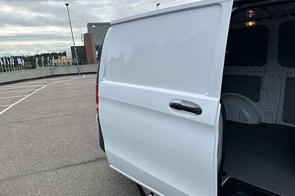 Mercedes-Benz Vito 114 10 of 27