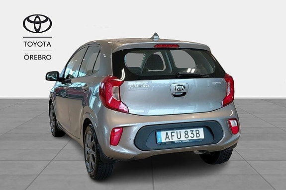 Kia Picanto 3 of 10