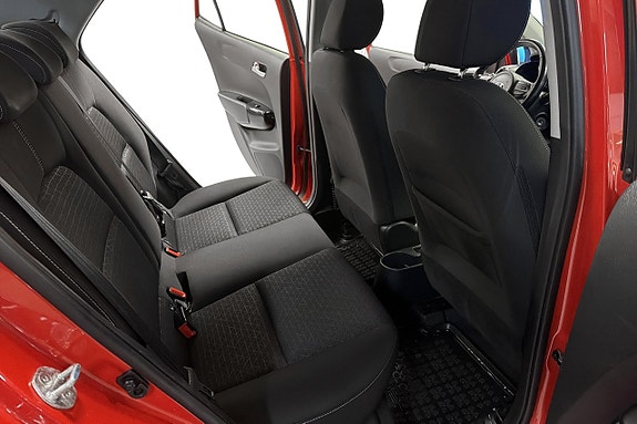 Kia Picanto 13 of 19
