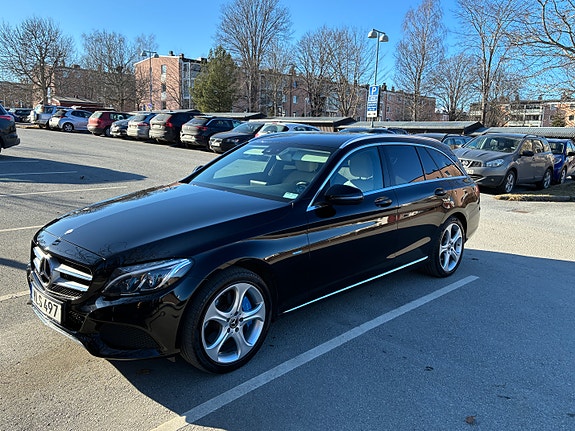 Mercedes-Benz C350 e 2 of 8