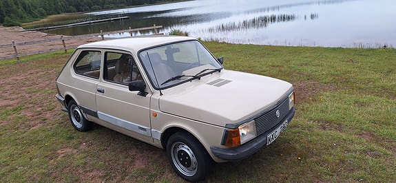 Fiat 127 3 of 12