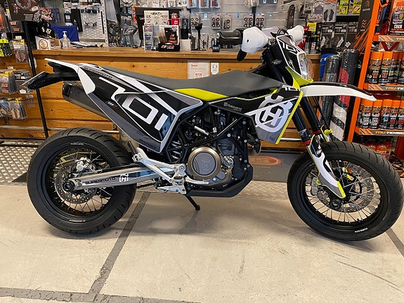 Husqvarna 701 Supermotard 2 of 4