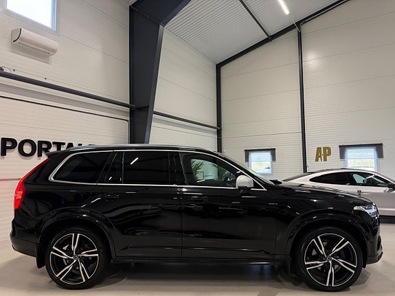 Volvo XC90 6 of 23