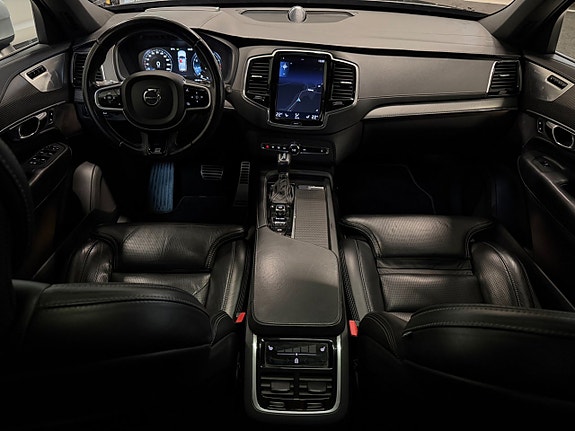 Volvo XC90 22 of 23