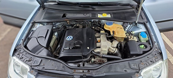Volkswagen Passat 15 of 15