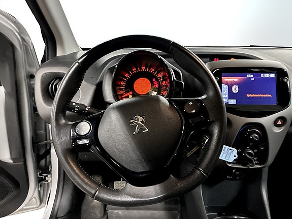 Peugeot 108 7 of 19