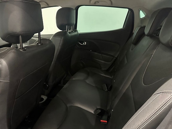 Renault Clio 7 of 12
