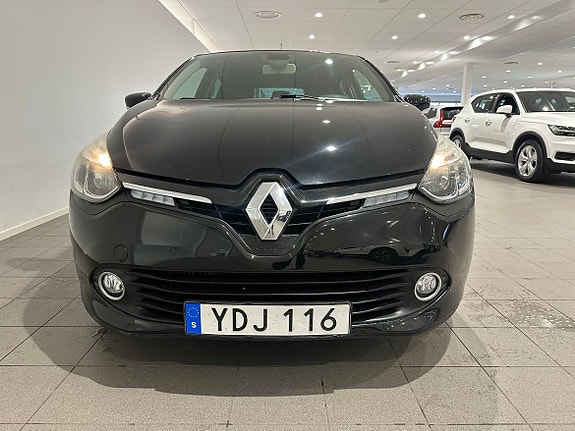 Renault Clio 2 of 12