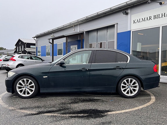 BMW 330i 2 of 8