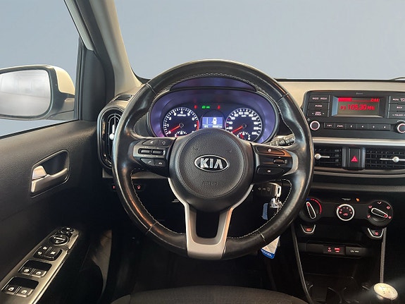 Kia Picanto 9 of 22