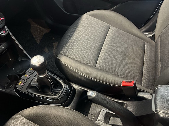 Kia Picanto 19 of 22