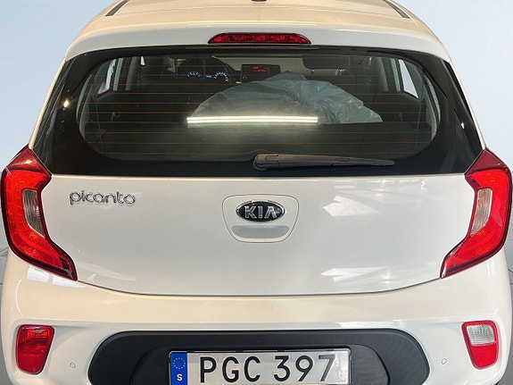 Kia Picanto 12 of 22